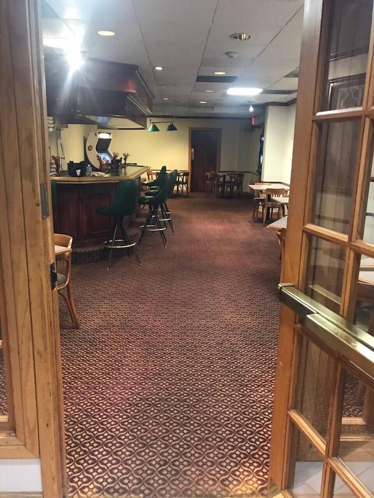 阿什塔比拉奥斯汀堡红顶酒店 外观 照片